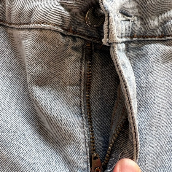 EUC Seven 7 Rainbow Piping Pride Raw Hem Jean Shorts 🌈🌈 (D2) - Picture 7 of 13